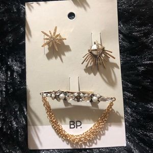 BP Womens brooches